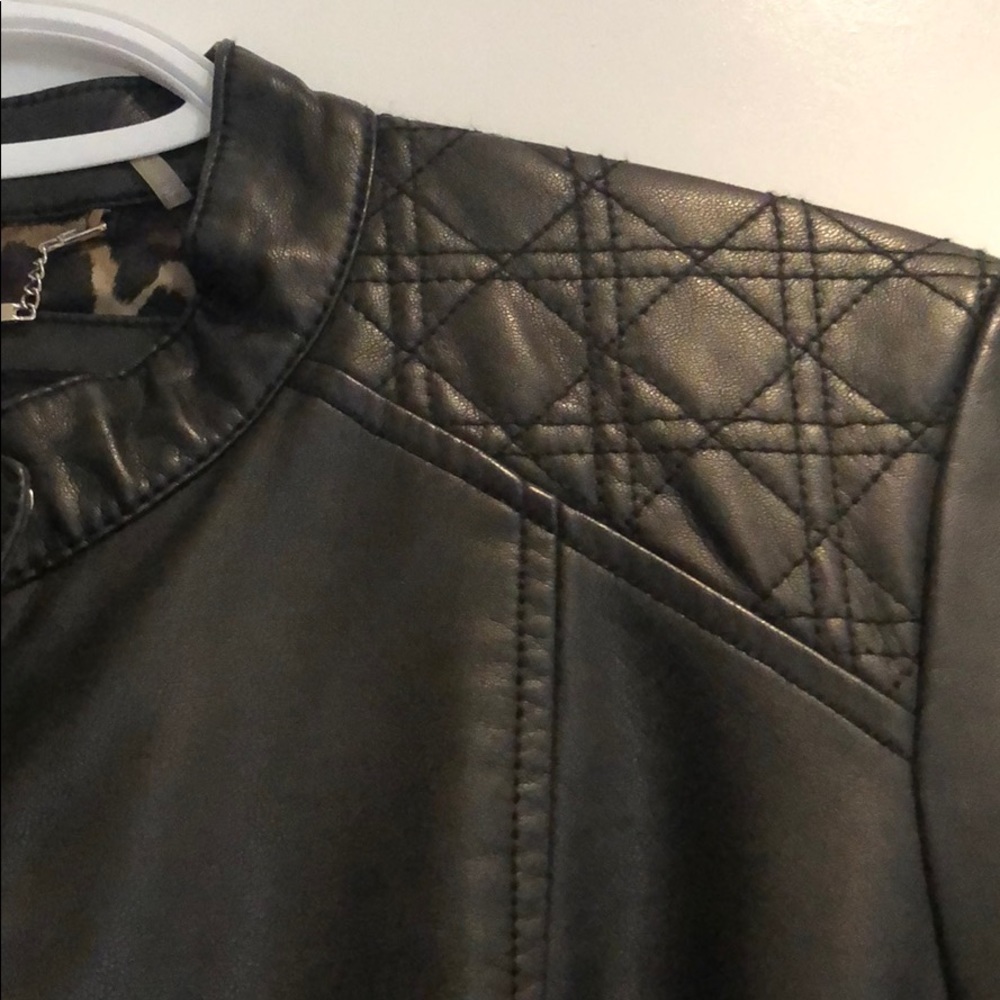 Black Rivet leather jacket - Picture 4 of 7
